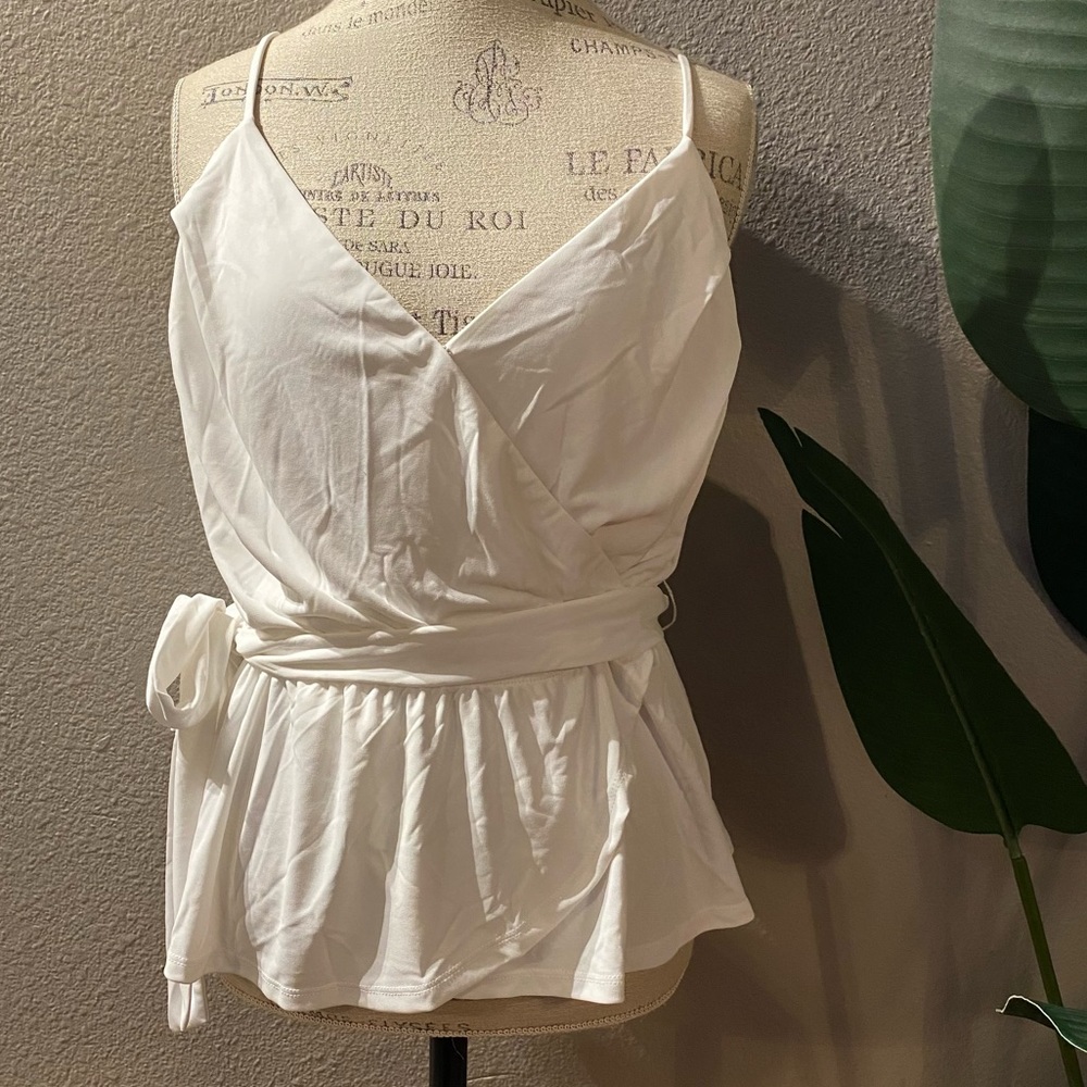 Express tie waist tank top